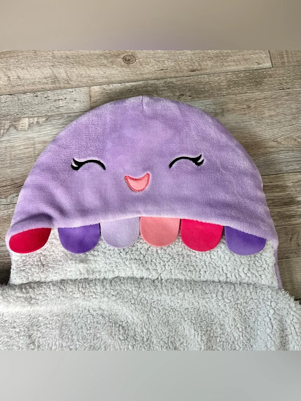 Squishmallows Beula Hooded Throw